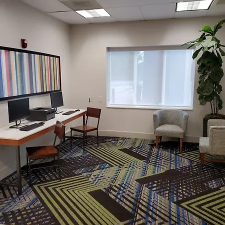 Holiday Inn Express Hotel & Suites Seattle North - Lynnwood By Ihg-3
